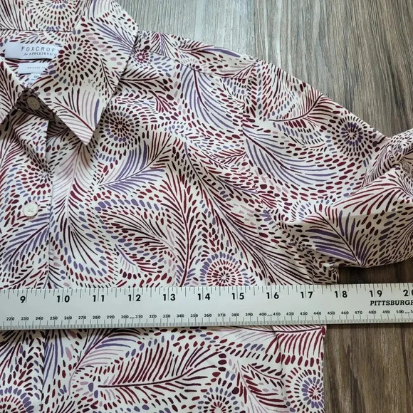Foxcroft Women's Button-Up Top 8P Shaped White and Purple Wrinkle Free Collared - Picture 7 of 8